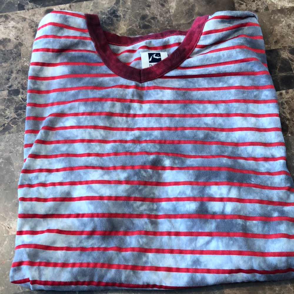 Men’s shirt sleeve tee